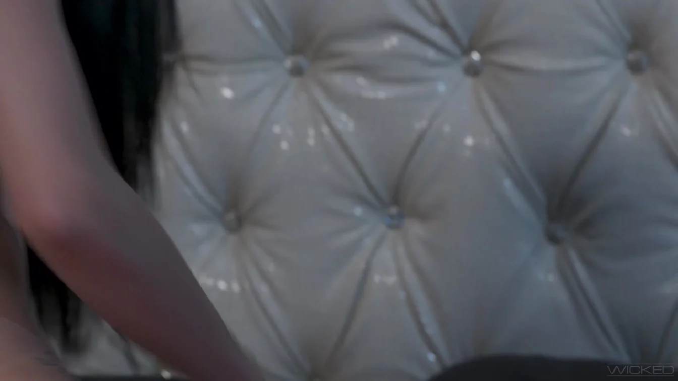 Wicked Tera Winters And Gracie Gates Exit Strategy XXX